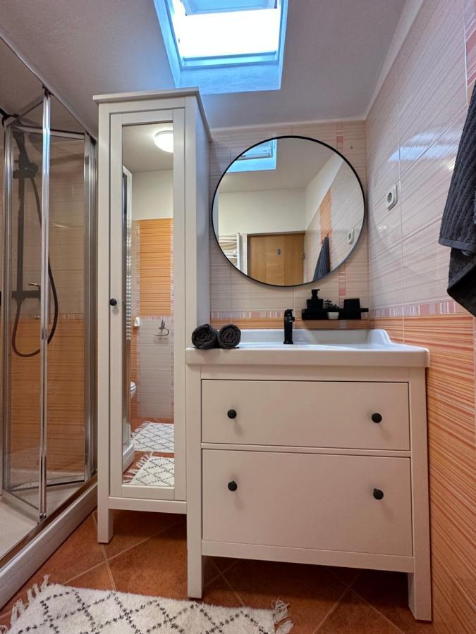 Appartement Rea ***